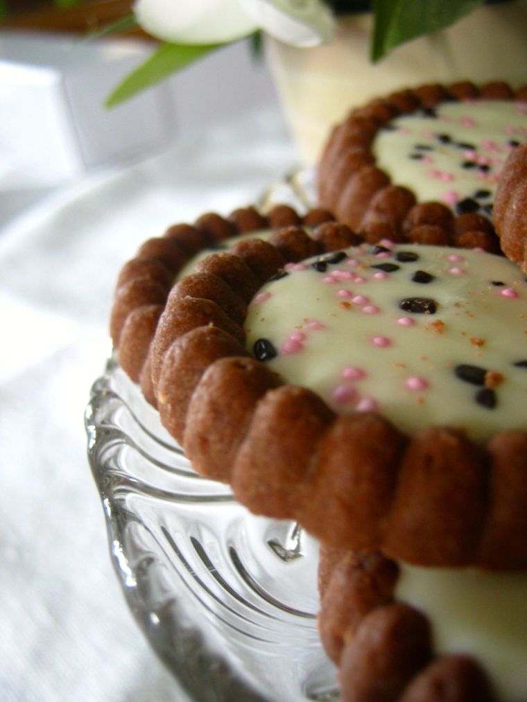 Kesäkuu 2014_Helmi_keksilähis