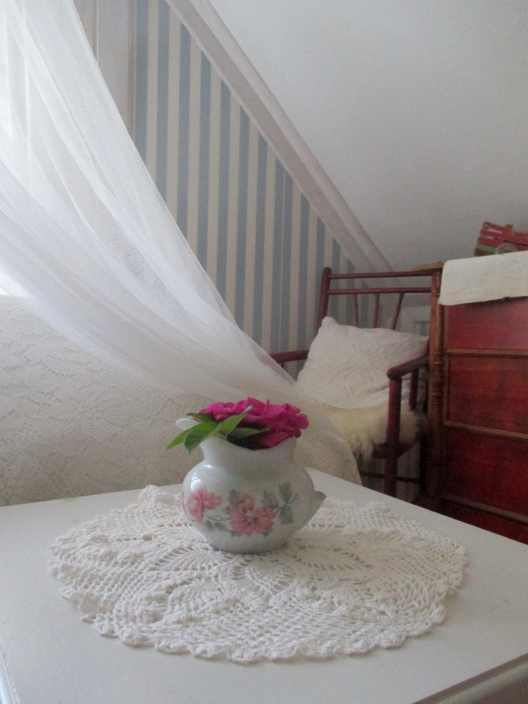 Yöpöydän kukka