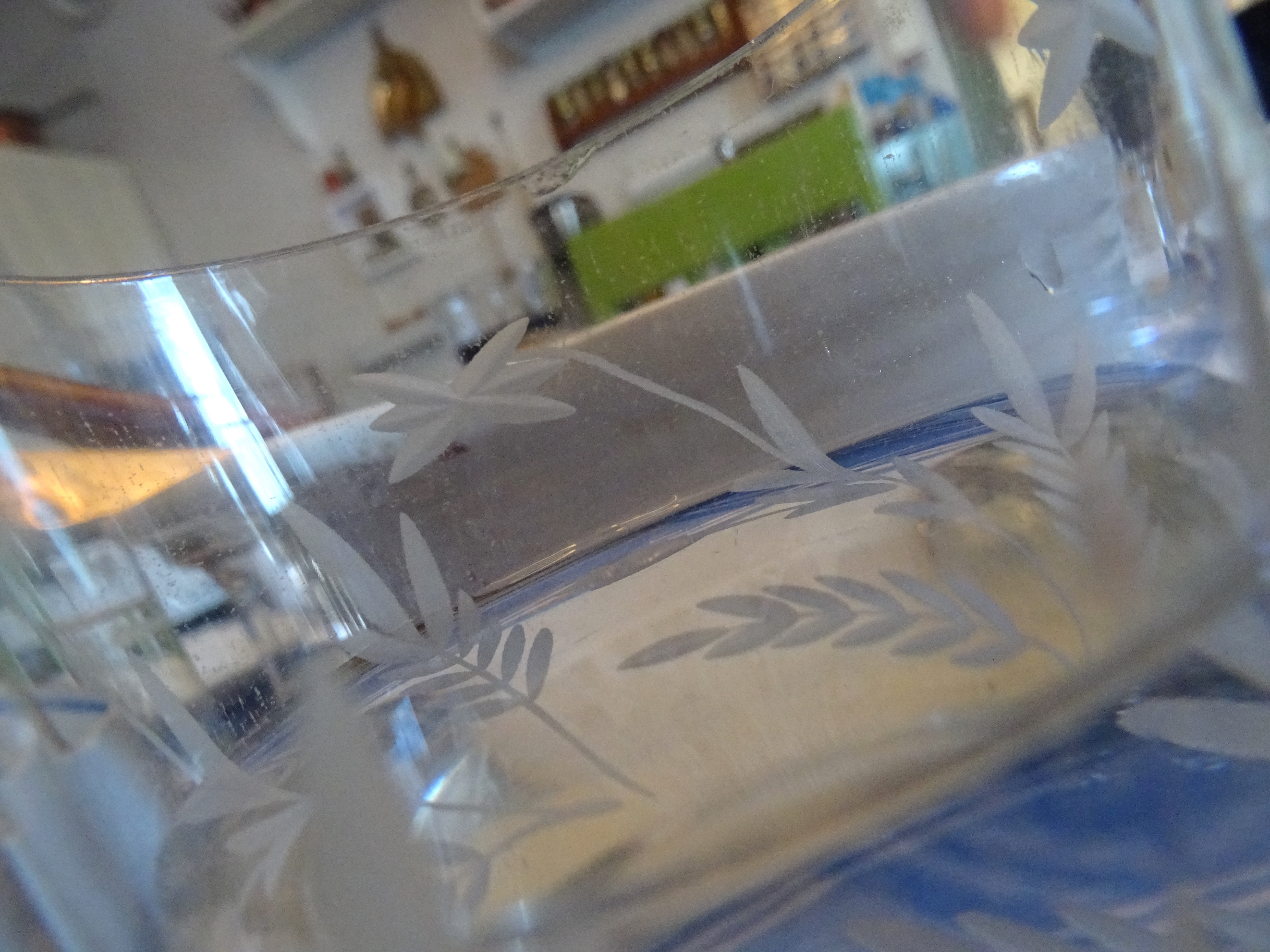 Kristallilasin kukat